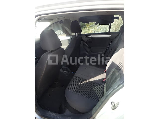 Auto (aanval op straat) Volkswagen GOLF TSI (208,779 km-VIN:WVWZZZ1KZCP028124) – foto 9 – kavel bij Auctelia, Villers-la-Ville