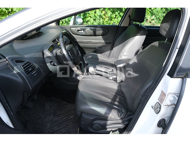 Auto Citroën C4 (2007-89,473 km-VIN:VF7LCNFUC74687776) – foto 7 – kavel bij Auctelia, Ham-sur-Heure-Nalinnes
