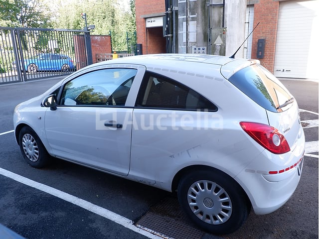 Auto Opel Corsa (2009-135,622 km) – foto 8 – kavel bij Auctelia, Soignies