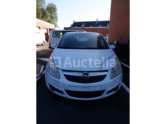 Auto Opel Corsa (2009-135,622 km) – foto 2 – kavel bij Auctelia, Soignies
