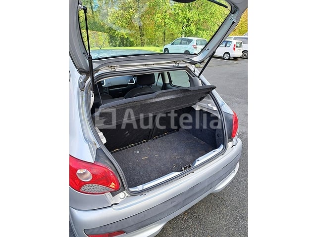 Auto Peugeot 206+ (2011-112,127 km-VIN:VF32L8HR0BY021024) – foto 5 – kavel bij Auctelia, Sivry-Rance