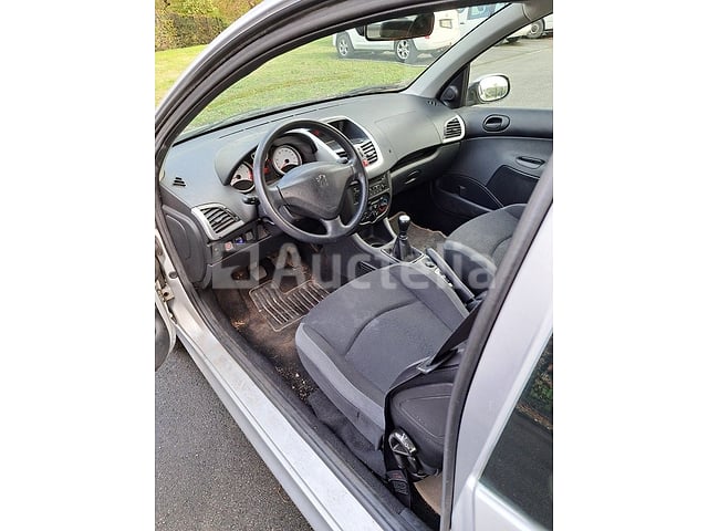 Auto Peugeot 206+ (2011-112,127 km-VIN:VF32L8HR0BY021024) – foto 7 – kavel bij Auctelia, Sivry-Rance