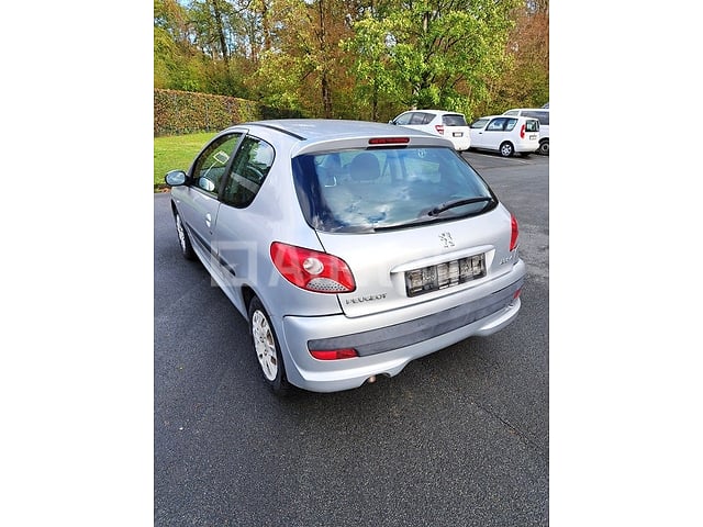 Auto Peugeot 206+ (2011-112,127 km-VIN:VF32L8HR0BY021024) – foto 3 – kavel bij Auctelia, Sivry-Rance