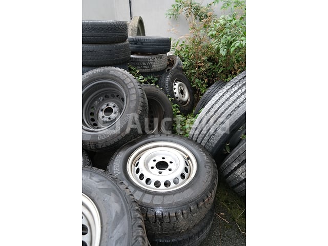 Banden en wielen – foto 9 – kavel bij Auctelia, Cuesmes
