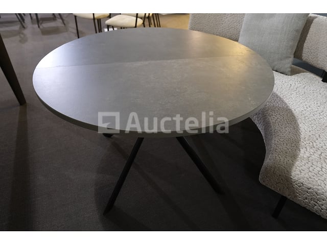 Bank met tafel – foto 3 – kavel bij Auctelia, Mont-de-l'Enclus