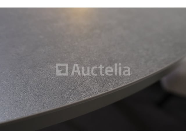 Bank met tafel – foto 4 – kavel bij Auctelia, Mont-de-l'Enclus