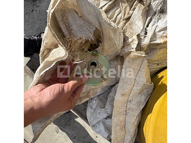 Bekistingsaccessoires – foto 5 – kavel bij Auctelia, Gembloux