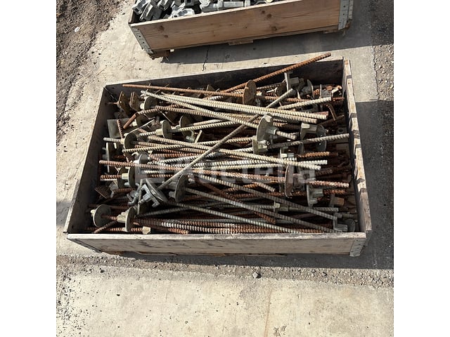 Bekistingsaccessoires – foto 2 – kavel bij Auctelia, Gembloux