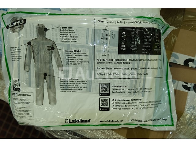 Beschermende kleding op het werk – foto 3 – kavel bij Auctelia, Cuesmes