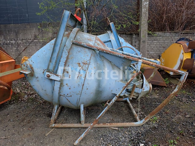 Beton Cufa 1000 liter ALT 8V – kavel bij Auctelia, Chaudfontaine