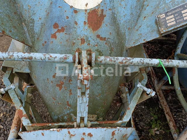 Beton Cufa 1000 liter ALT 8V – foto 8 – kavel bij Auctelia, Chaudfontaine