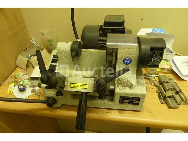 Börkey 396 Sleutelgenerator – foto 2 – kavel bij Auctelia, Chastre