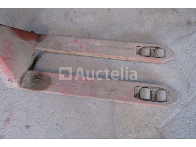 BT hydraulische palletwagen – foto 4 – kavel bij Auctelia, La Louvière