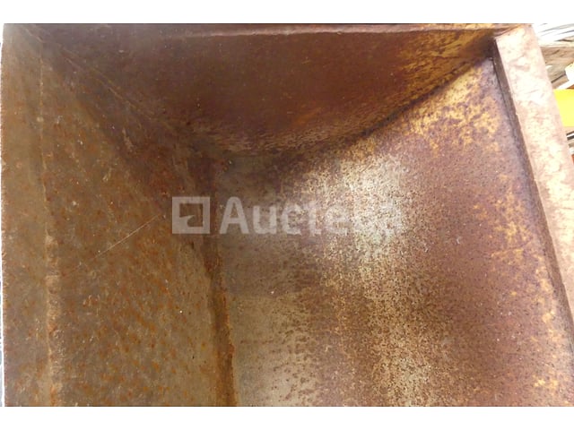 Bucket – foto 5 – kavel bij Auctelia, Binche