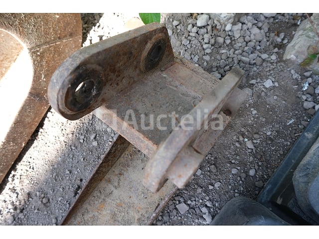 Bucket – foto 6 – kavel bij Auctelia, La Louvière