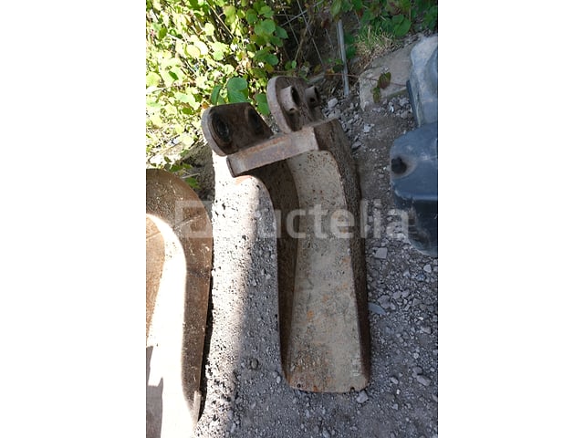 Bucket – foto 5 – kavel bij Auctelia, La Louvière