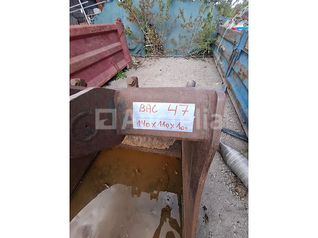 Bucket – foto 2 – kavel bij Auctelia, La Louvière