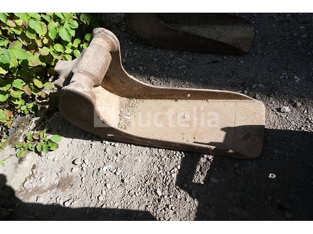 Bucket – foto 4 – kavel bij Auctelia, La Louvière