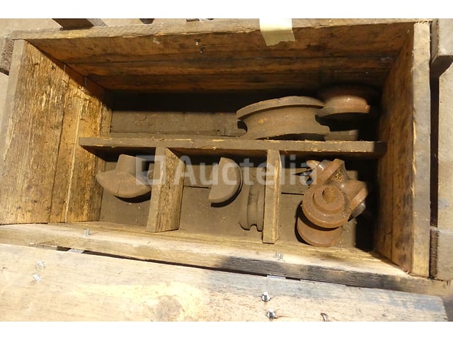 Buigmachine – foto 5 – kavel bij Auctelia, Binche