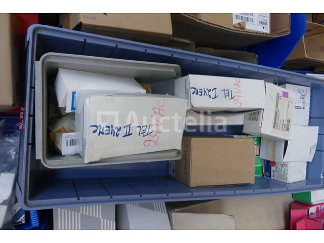 Bulk-elektrische apparatuur – foto 4 – kavel bij Auctelia, Braine-l'Alleud