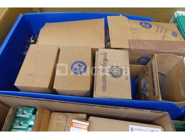 Bulk-elektrische apparatuur – foto 2 – kavel bij Auctelia, Braine-l'Alleud