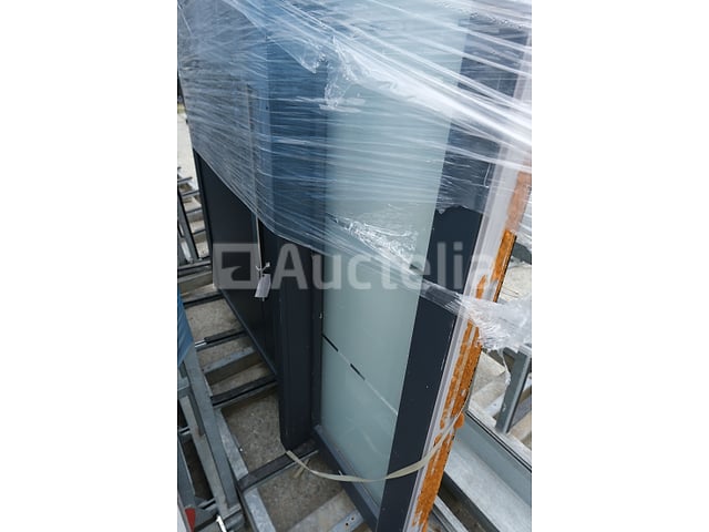 Chassis (voordeur) – foto 2 – kavel bij Auctelia, Paliseul