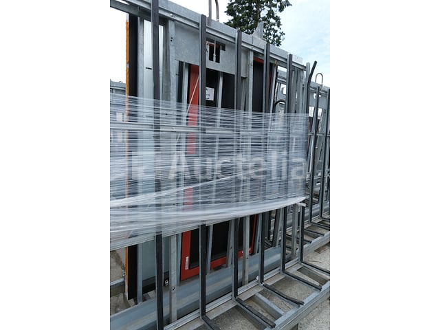 Chassis (voordeur) – foto 3 – kavel bij Auctelia, Paliseul