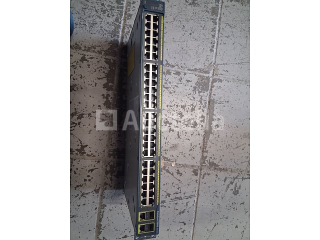 Cisco Catalyst - 24-poorts WS-C2960S-48LP Cisco Catalyst 2960S (136 stukken) – foto 7 – kavel bij Auctelia, Hyon