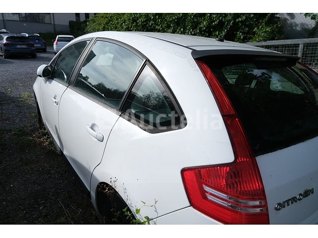 Citroën C4 (2007-VIN:VF7LCNFUC74687775) – foto 8 – kavel bij Auctelia, Ham-sur-Heure-Nalinnes