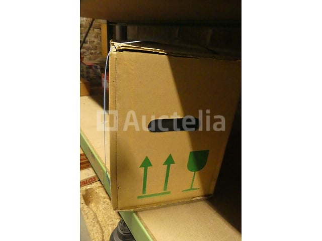 Compressor van de koelunit CAJ9510Z – foto 4 – kavel bij Auctelia, Charleroi