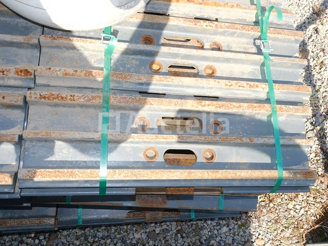 Crawlerset voor machine – foto 4 – kavel bij Auctelia, Fernelmont