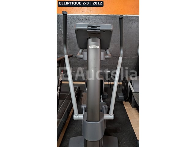 Crosstrainers - TECHNOGYM - Technogym professionele crosstrainer – foto 8 – kavel bij Auctelia, Bastogne