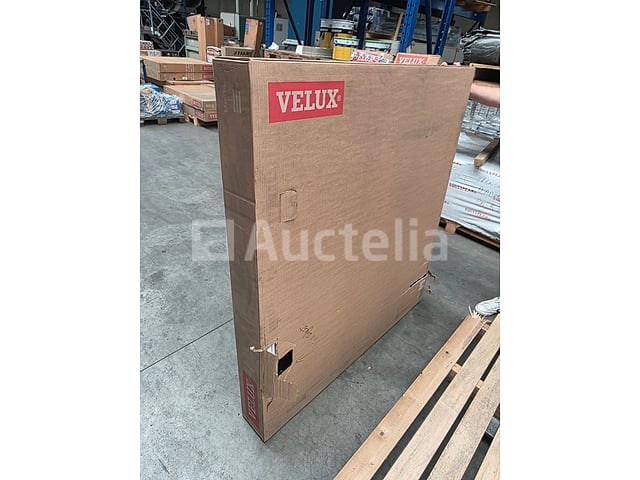 Dakraam Velux GGL UK08 2070 – 1340 × 1400 mm – foto 3 – kavel bij Auctelia, La Louvière
