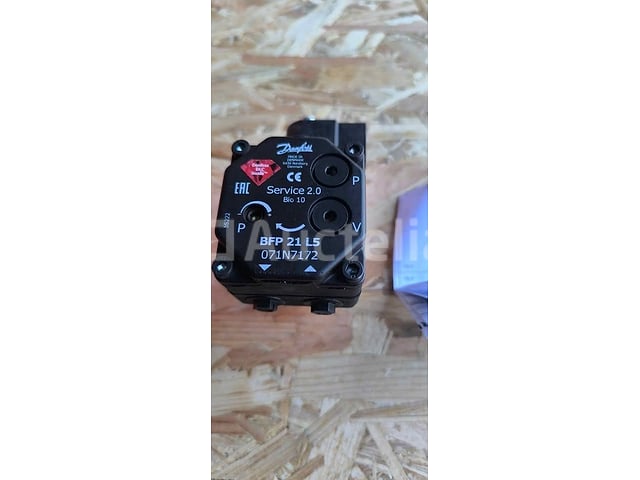 Danfoss oliepomp BFP 21 L5 071N7182 – kavel bij Auctelia, Bastogne