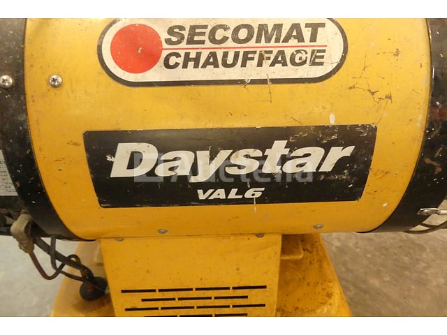 Daystar Val6 oliegestookte warmtekanon – foto 6 – kavel bij Auctelia, Tintigny