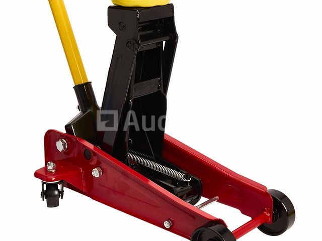 De 3T hydraulische krik – foto 7 – kavel bij Auctelia, Aye