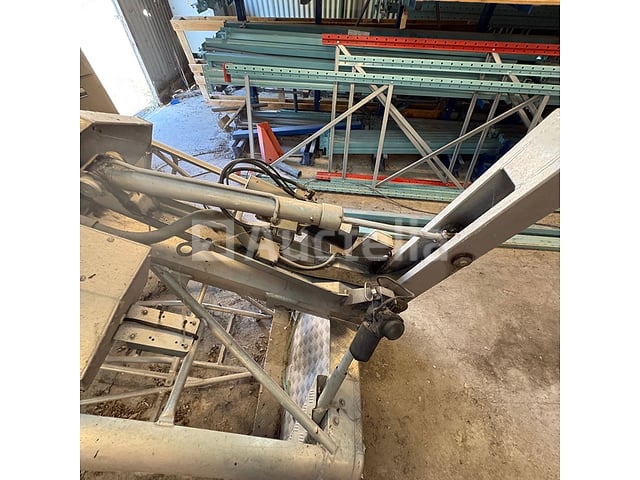Denka luchtwerkplatform – foto 9 – kavel bij Auctelia, Charleroi