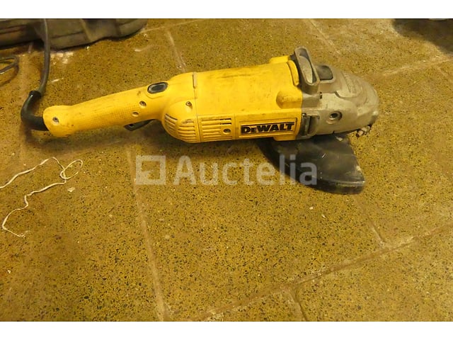 DeWalt Draagbare Elektrische Apparaten – foto 2 – kavel bij Auctelia, Rhode-Saint-Genèse