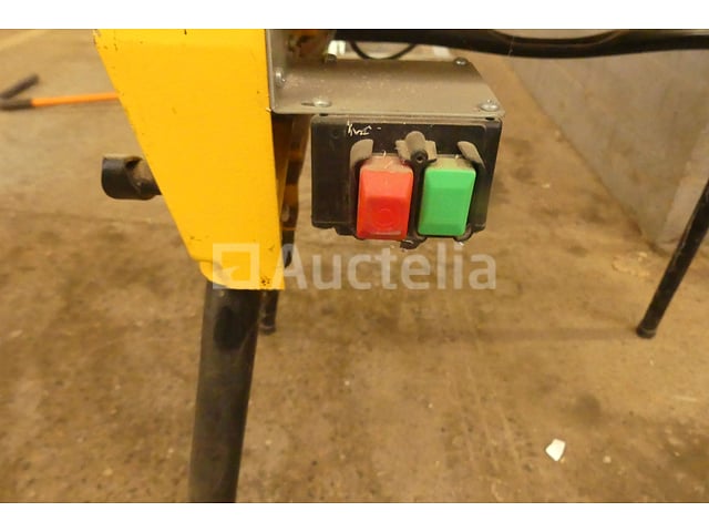 DeWalt DW 743 tafel-mitrezaag – foto 7 – kavel bij Auctelia, Chastre