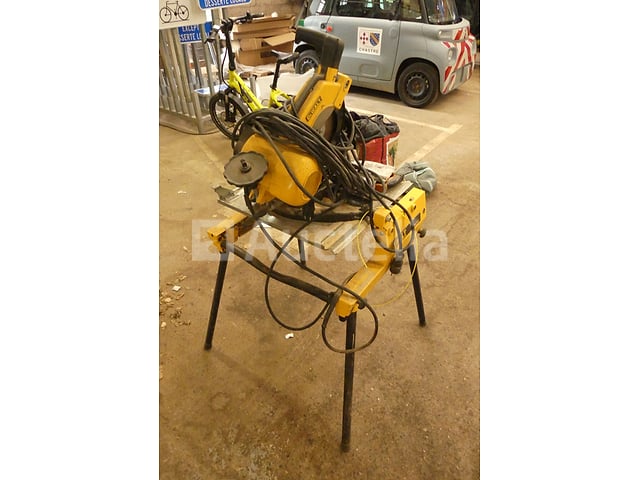 DeWalt DW 743 tafel-mitrezaag – foto 3 – kavel bij Auctelia, Chastre