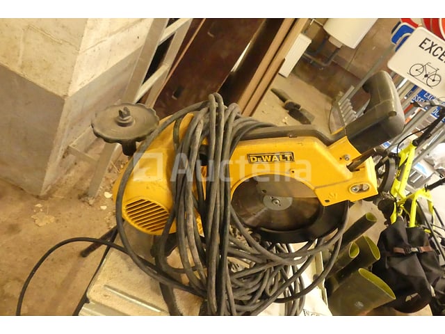 DeWalt DW 743 tafel-mitrezaag – foto 4 – kavel bij Auctelia, Chastre