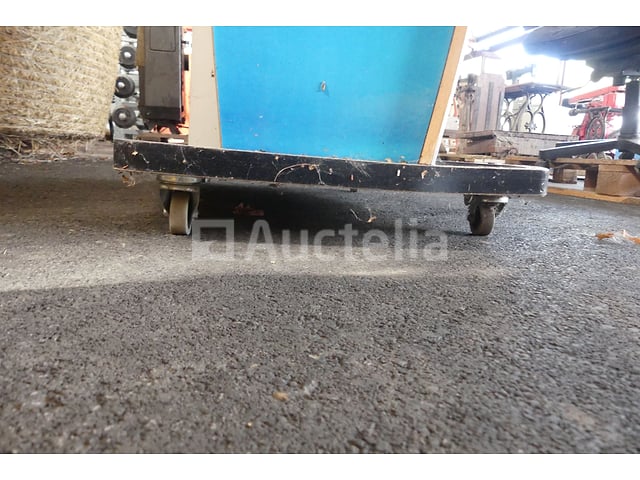 Display op wielen – foto 5 – kavel bij Auctelia, Fauvillers