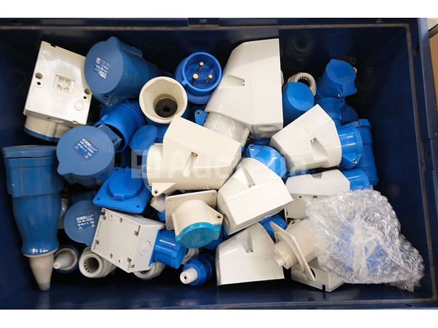 Diverse elektrische apparatuur set – foto 5 – kavel bij Auctelia, Braine-l'Alleud