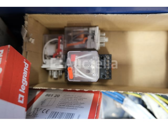 Diverse elektrische apparatuur set – foto 7 – kavel bij Auctelia, Braine-l'Alleud