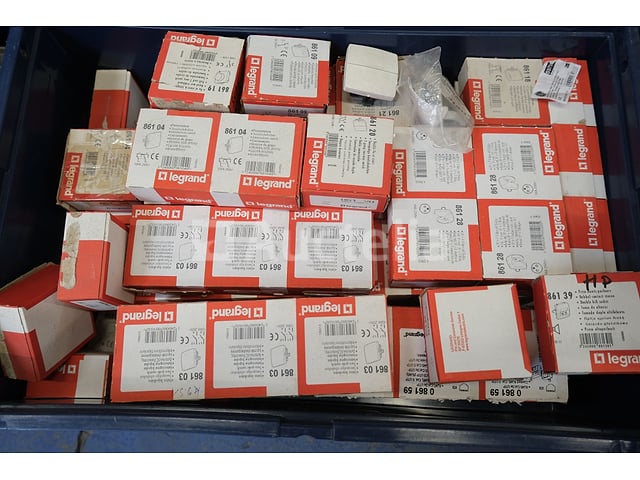 Diverse elektrische apparatuur set – foto 2 – kavel bij Auctelia, Braine-l'Alleud
