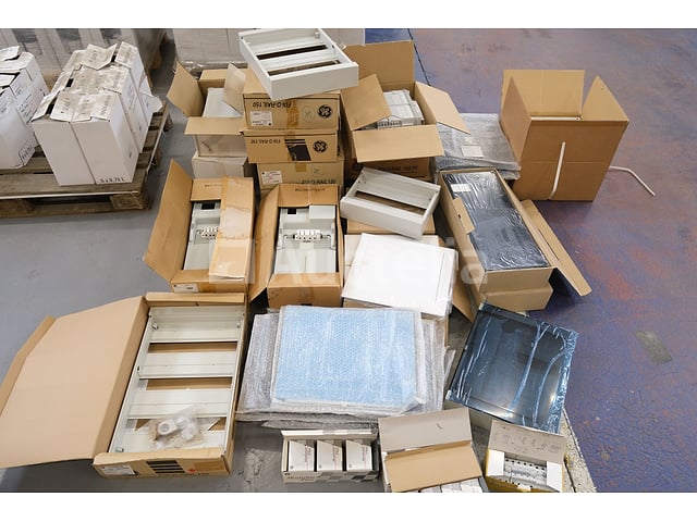 Diverse elektrische apparatuur set – kavel bij Auctelia, Braine-l'Alleud