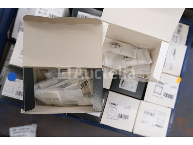 Diverse elektrische apparatuur set – foto 6 – kavel bij Auctelia, Braine-l'Alleud