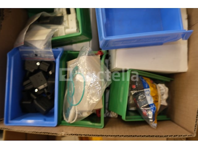 Diverse elektrische apparatuur set – foto 9 – kavel bij Auctelia, Braine-l'Alleud