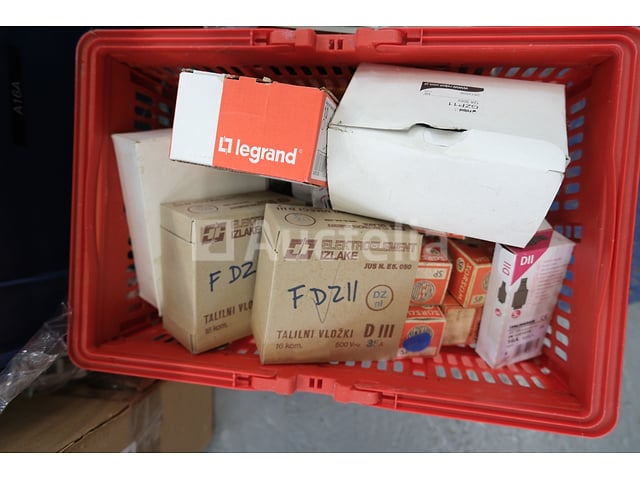 Diverse elektrische apparatuur set – foto 3 – kavel bij Auctelia, Braine-l'Alleud