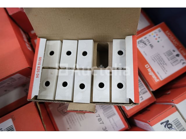 Diverse elektrische apparatuur set – foto 8 – kavel bij Auctelia, Braine-l'Alleud